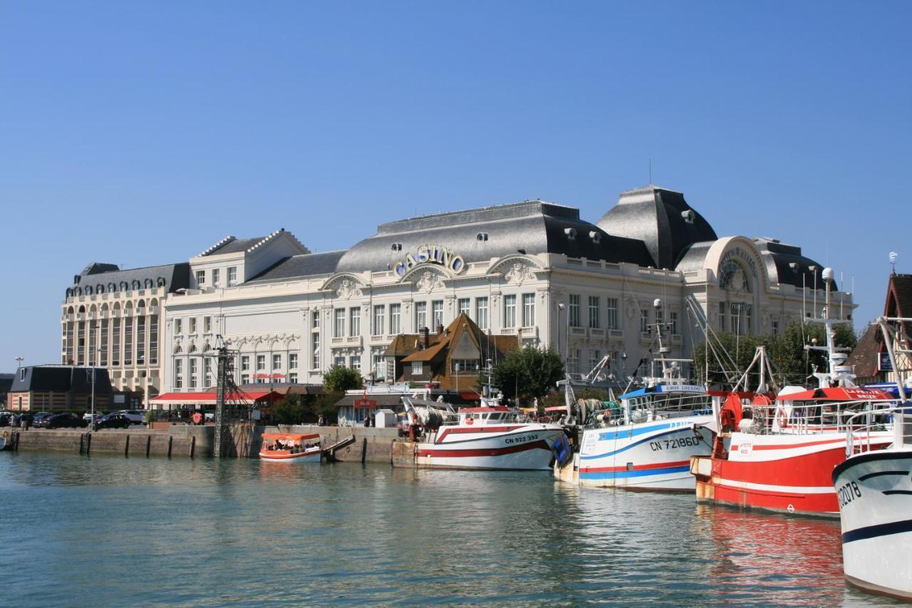 Studio En Plein Coeur De Trouville Exterior photo